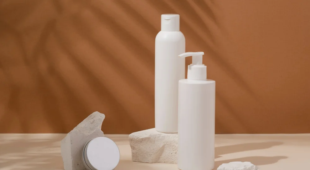 Perbedaan Kemasan Skincare dan Makeup