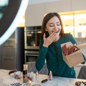 3 Rahasia Packaging Skincare yang Buat Produk Laris di TikTok